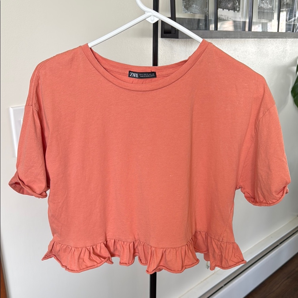 Zara Women's Coral Cropped Ruffle Hem Top